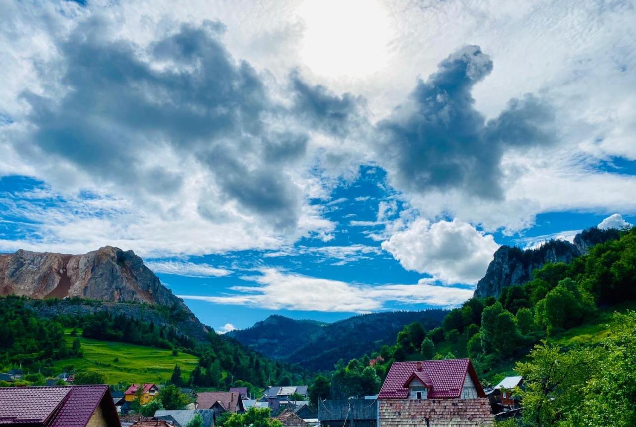 Acasa In Bicaz-Chei - Camere De Inchiriat Zewnętrze zdjęcie